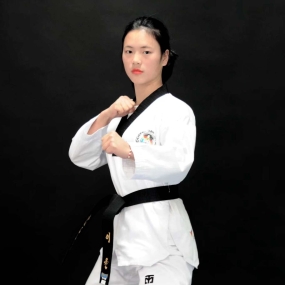 李允