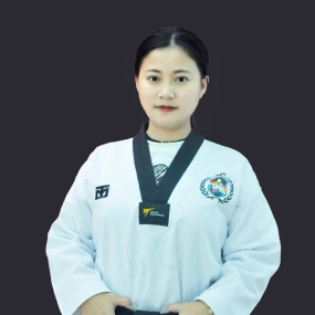 周丽英
