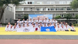 承示范团助力师范大学附属圣菲学校助力校运会开幕式表演