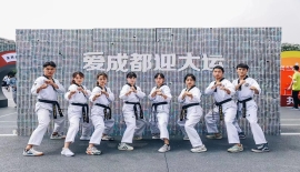 承示范团助力爱成都·迎大运2021年武侯区社区运动节开幕式表演